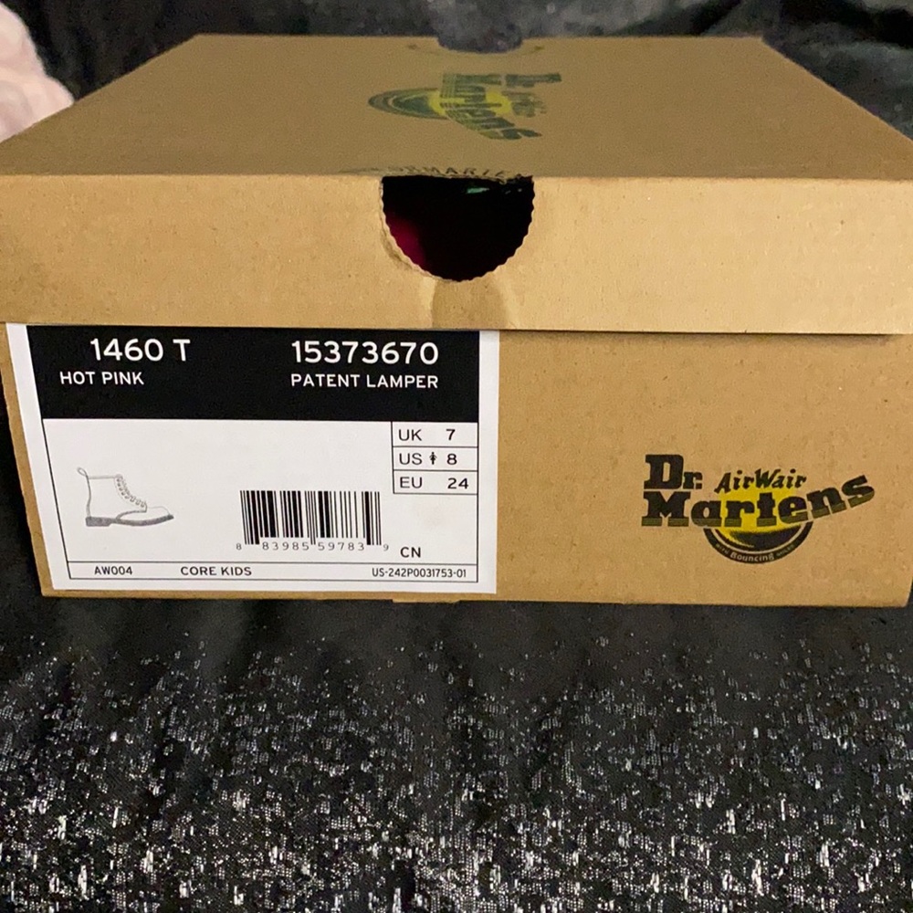 Dr.Martens hot pink boot size 8 toddler